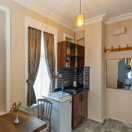 Grey House & Апартаменты
